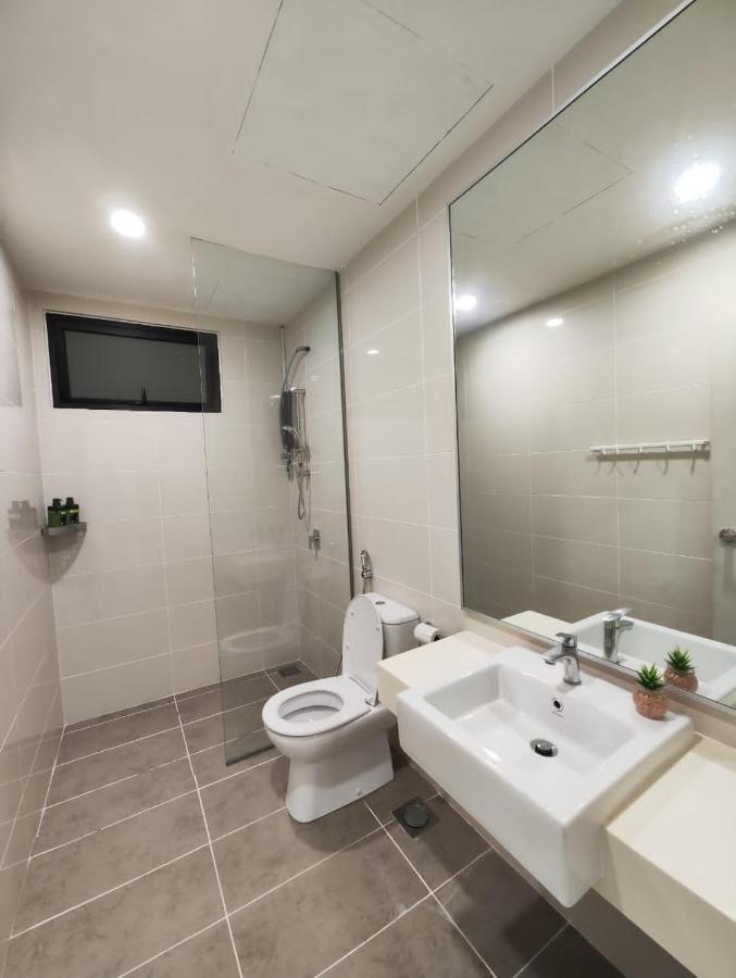 Apartment Mosaic High Floor And View 2 Bedroom 4-5 Pax Johor Bahru